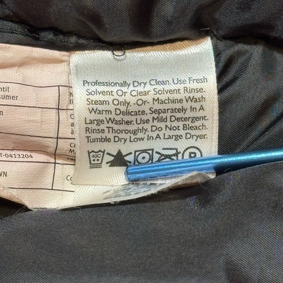 Eddie Bauer Goose Down 700 Fill Women's Black Puffer Vest* size Small Outerwear - Picture 11 of 15